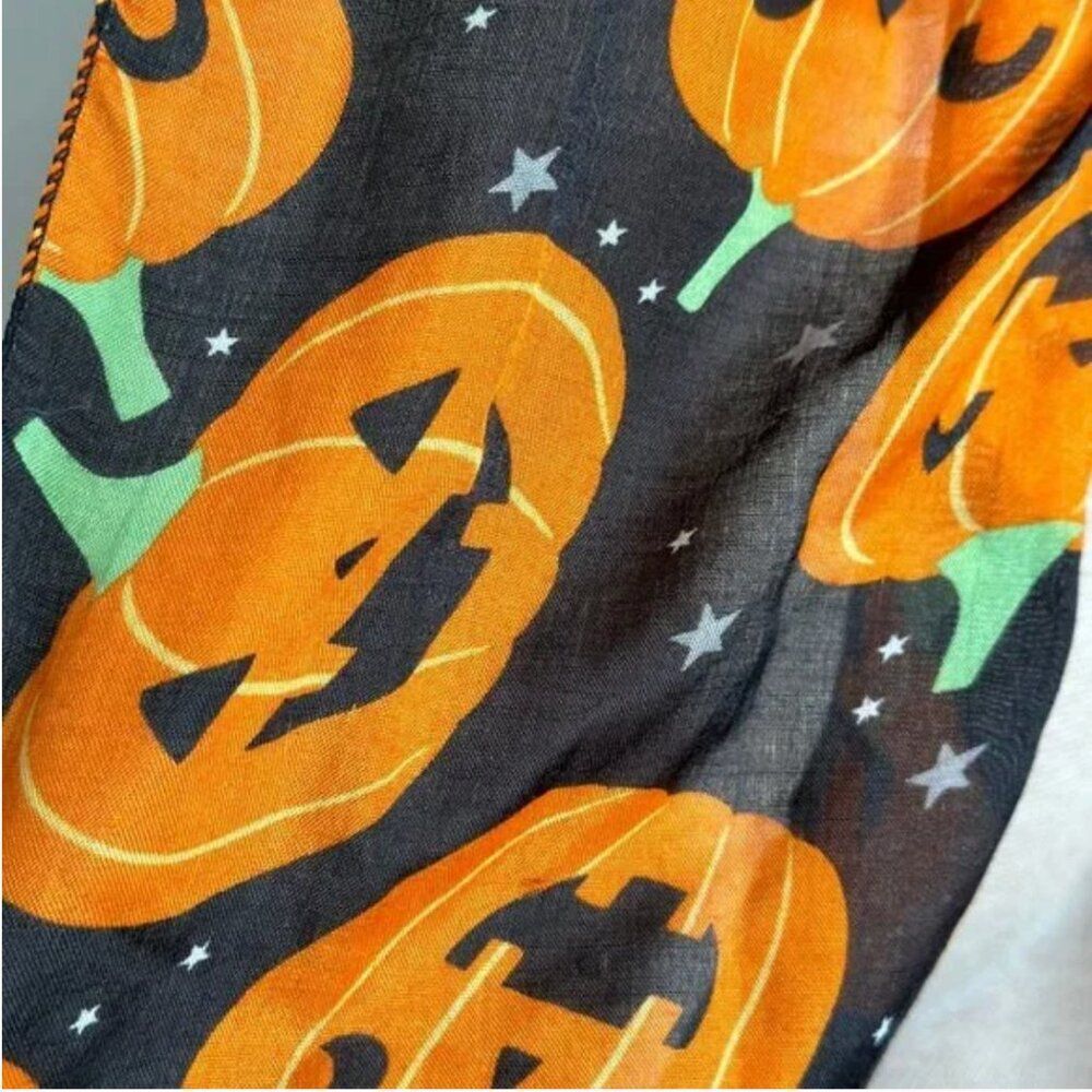 Halloween Pumpkin Novelty Scarf - Picture 3 of 3